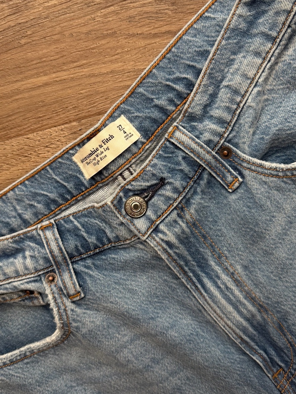 Abercrombie & Fitch Wide Leg Crop Jeans size 4 - Picture 5 of 7